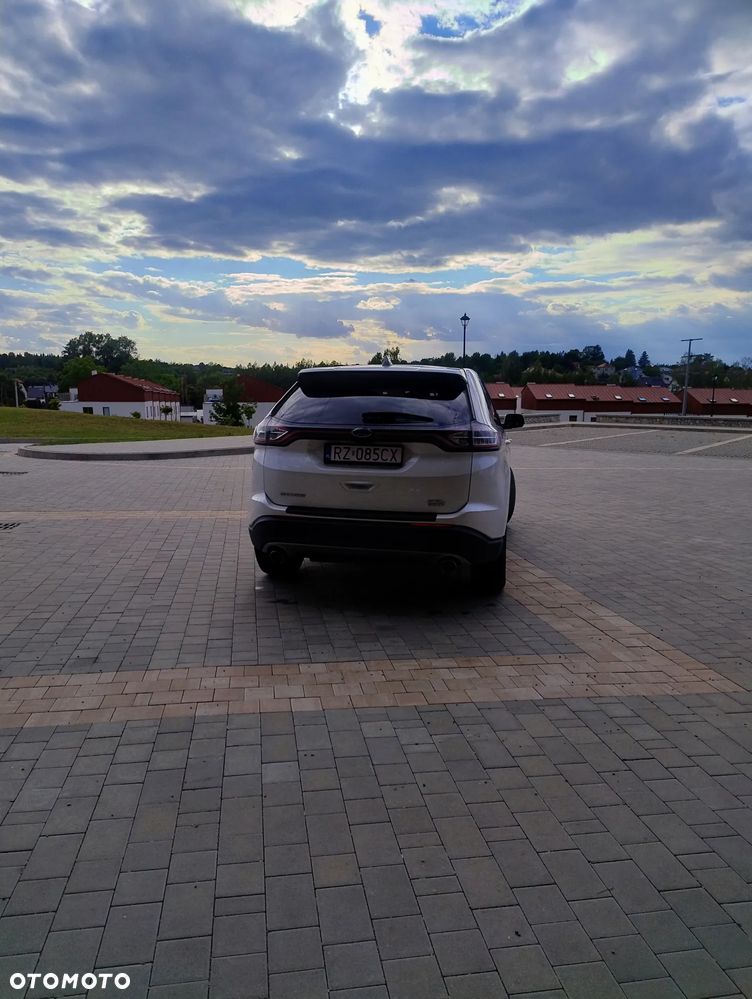 Ford Edge - 13
