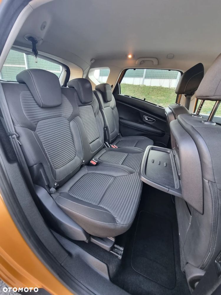 Renault Scenic 1.5 dCi Bose - 18