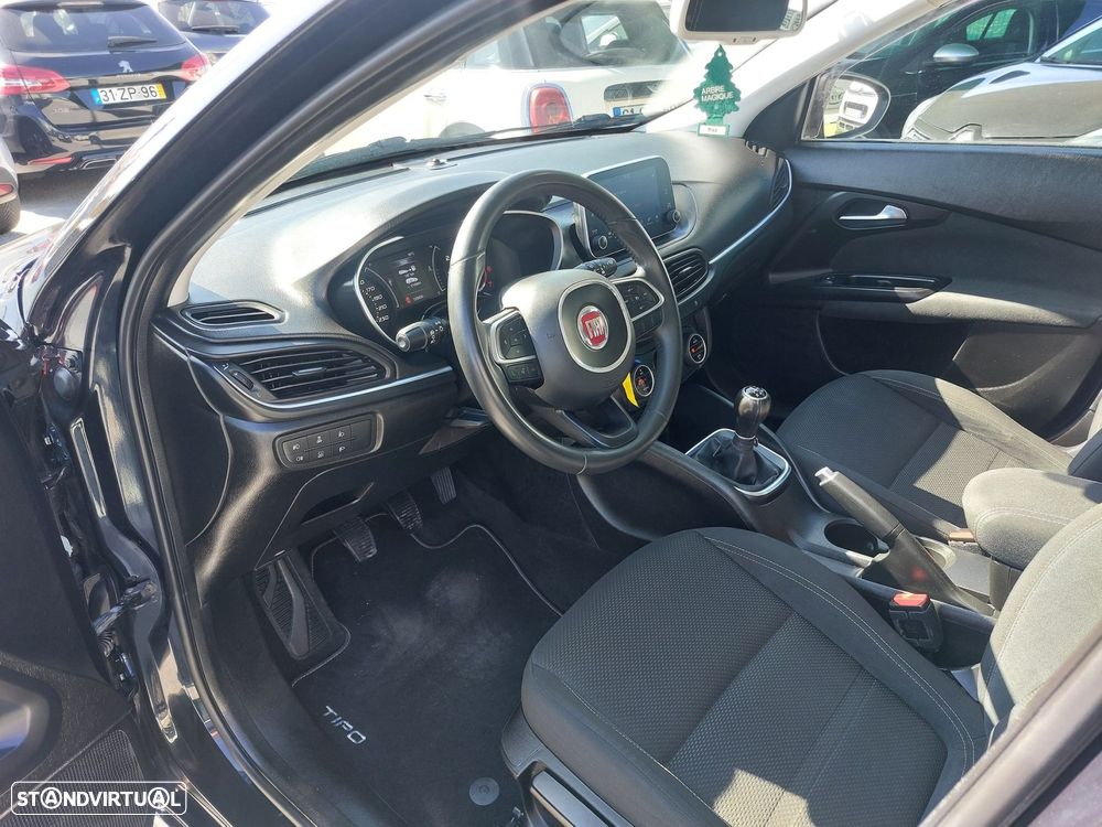 Fiat Tipo 1.3 M-Jet Lounge Tech J17 - 11
