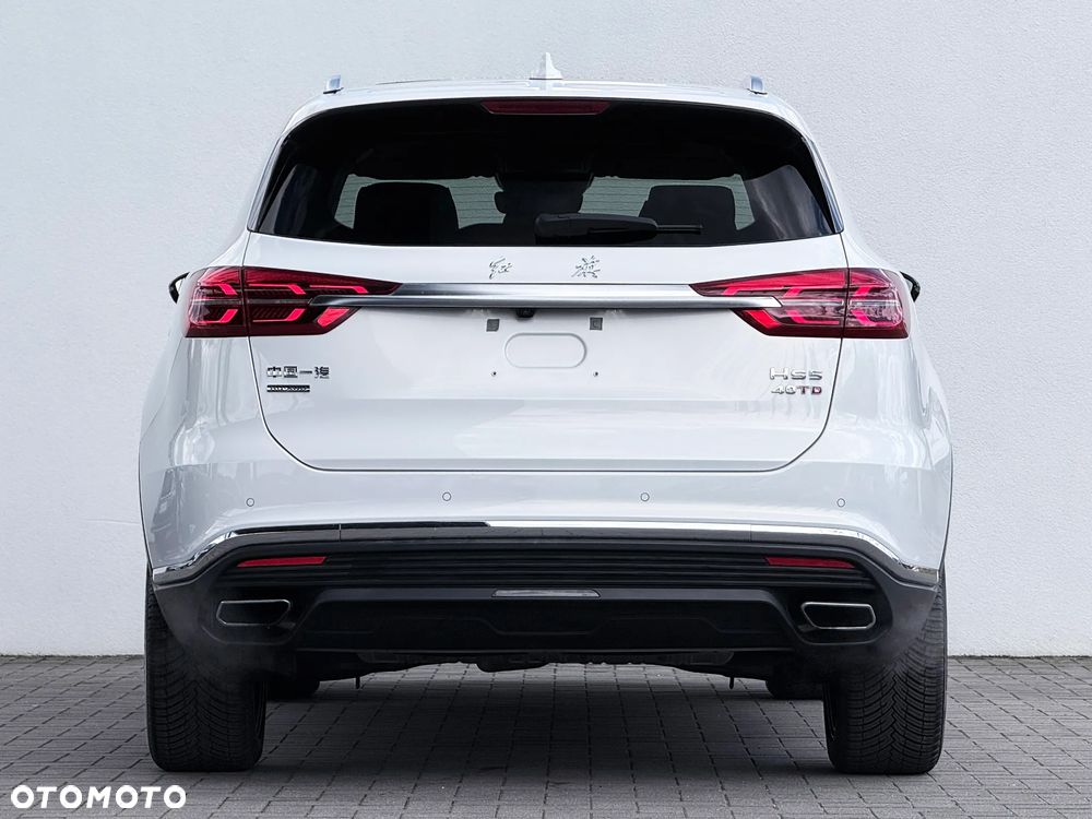 Hongqi HS5 - 13