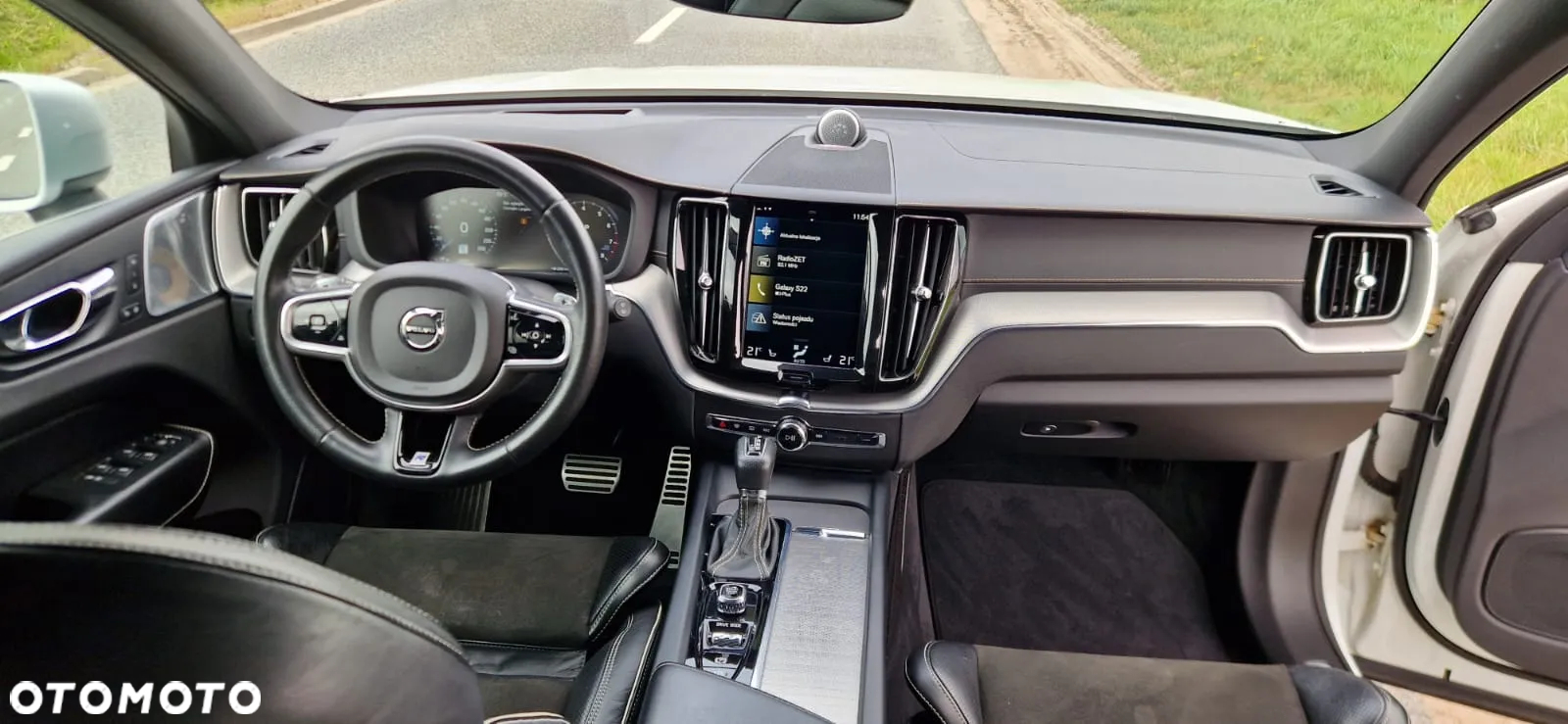 Volvo XC 60 T6 GPF AWD R-Design - 31