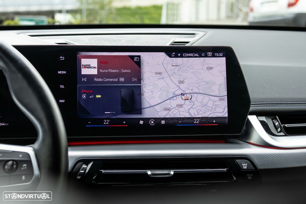 BMW iX1 eDrive20 Pack Desportivo M - 19