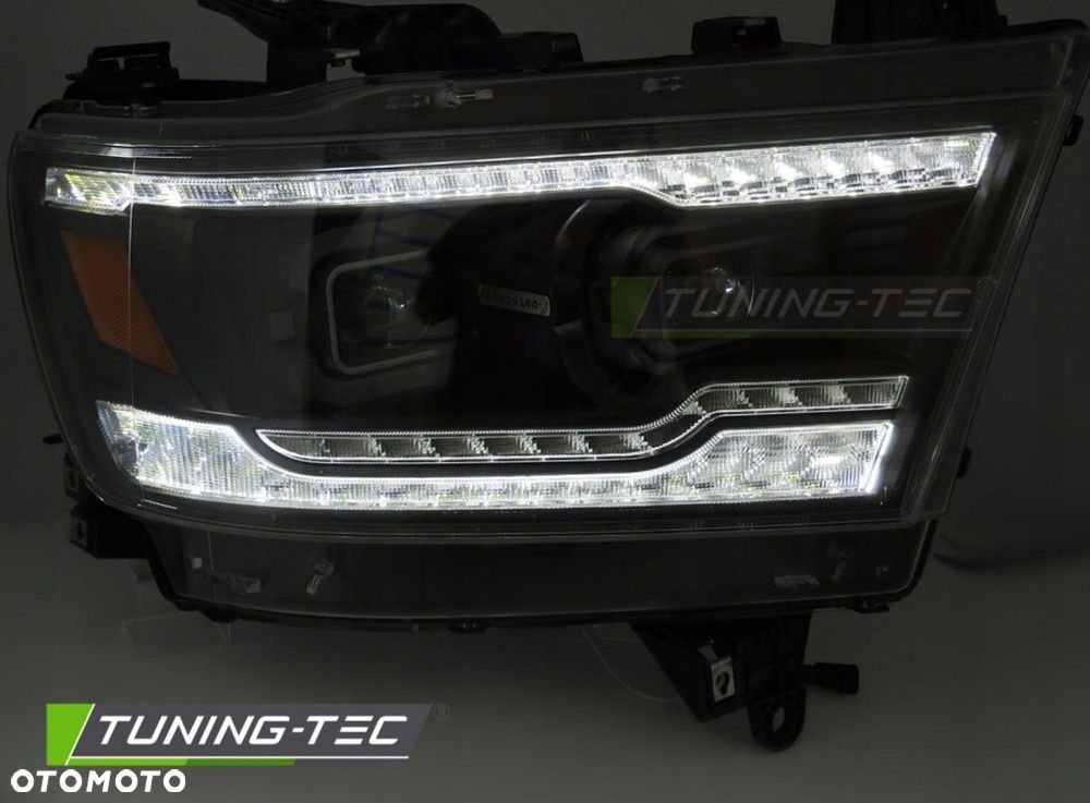 Reflektory Lampy kpl FullLED Soczewki Czarne Black Dodge Ram V 5 1500 19-24 - 5