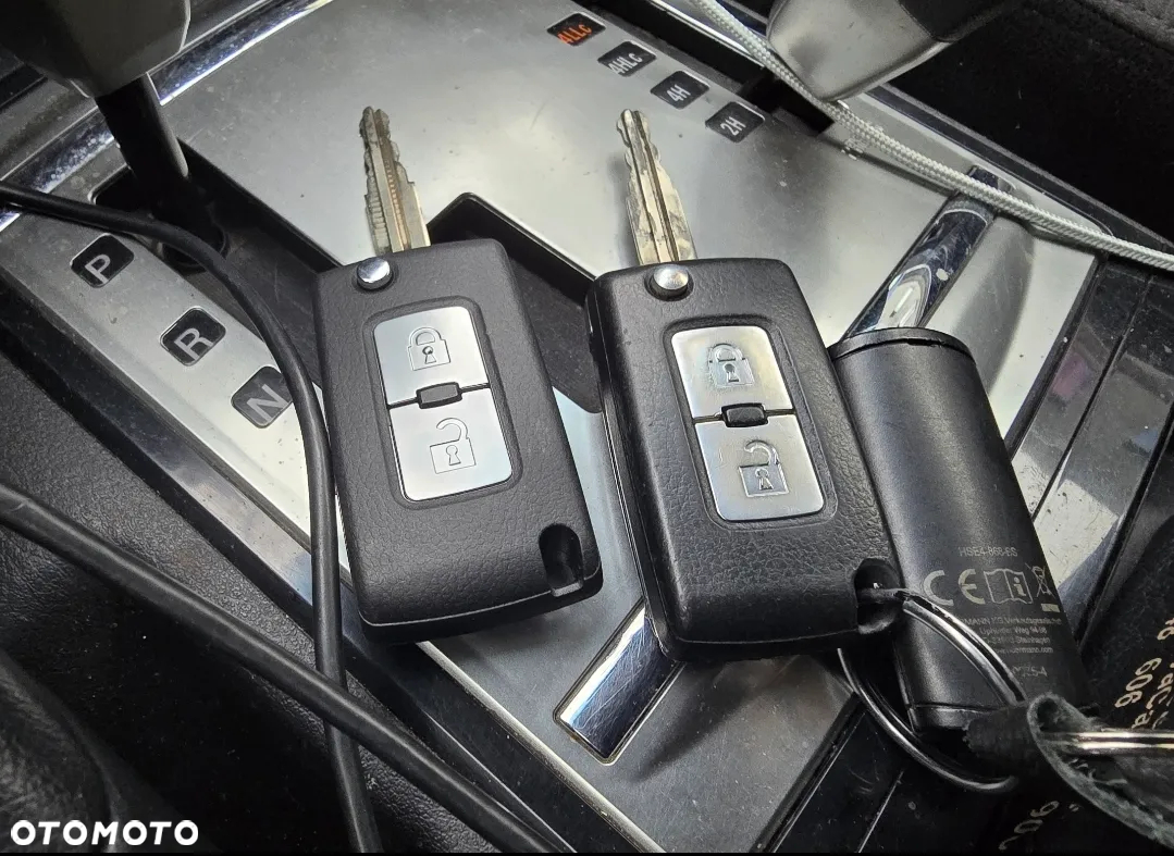 Mitsubishi Pajero 3.2 DID Limited Edition Tech - 28