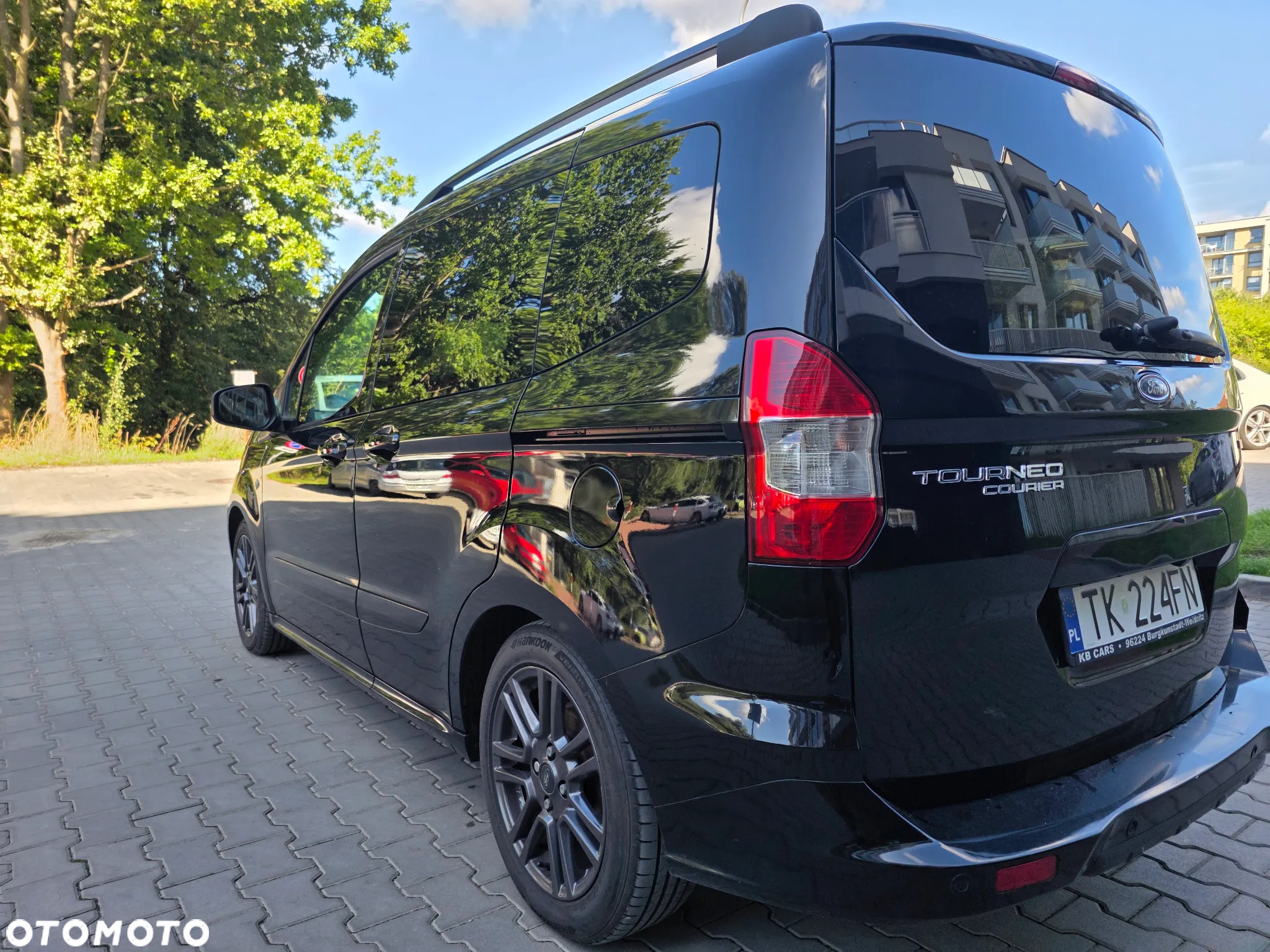 Ford Tourneo Courier 1.0 EcoBoost S&S Sport - 11