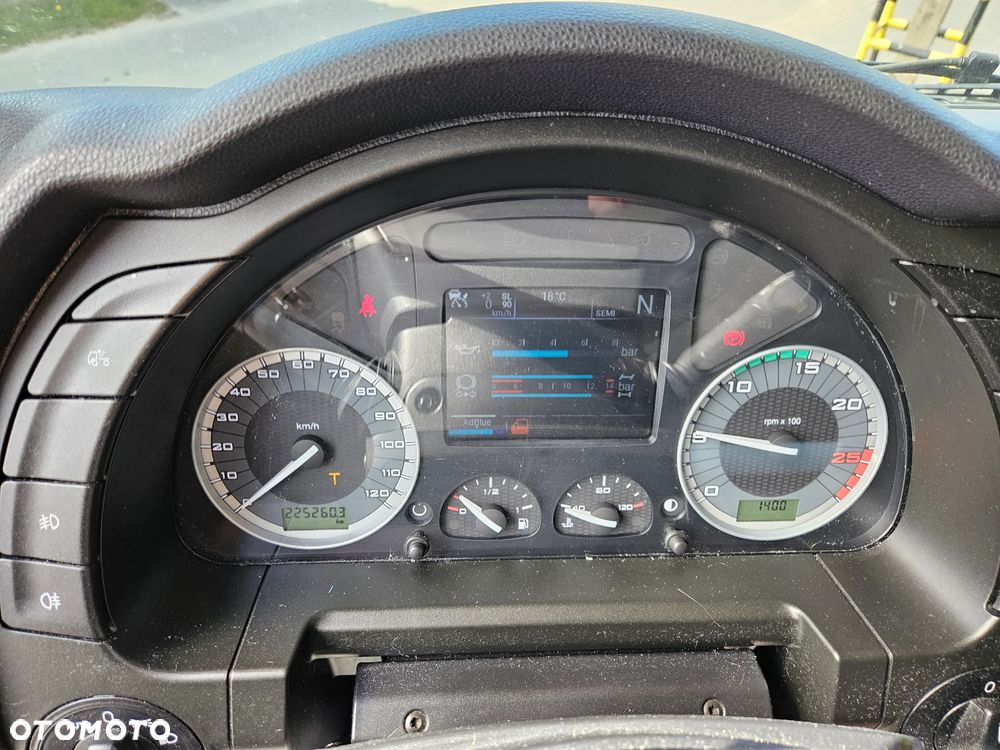Iveco S-WAY 490KM - 10