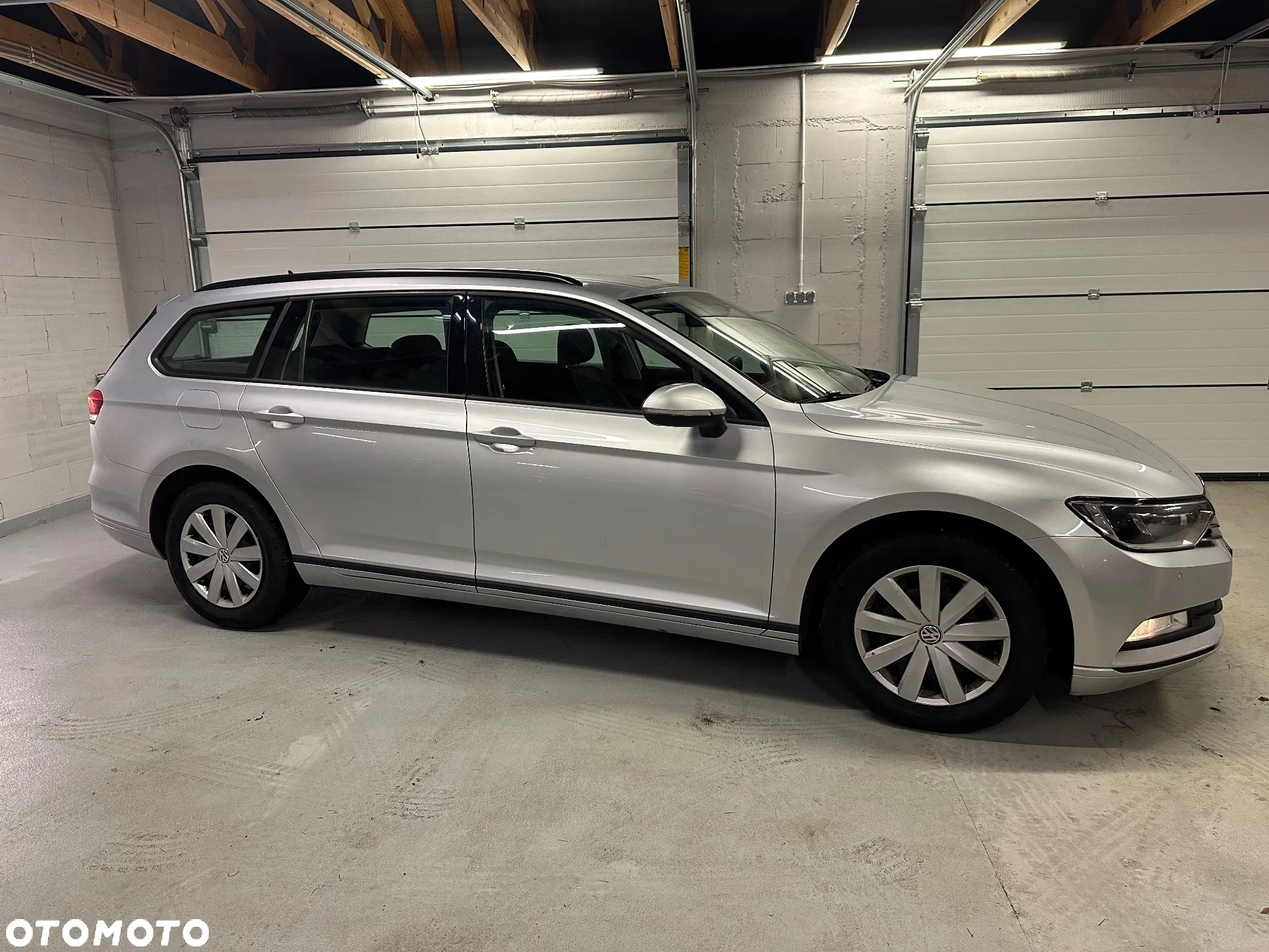 Volkswagen Passat 2.0 TDI SCR Comfortline - 4