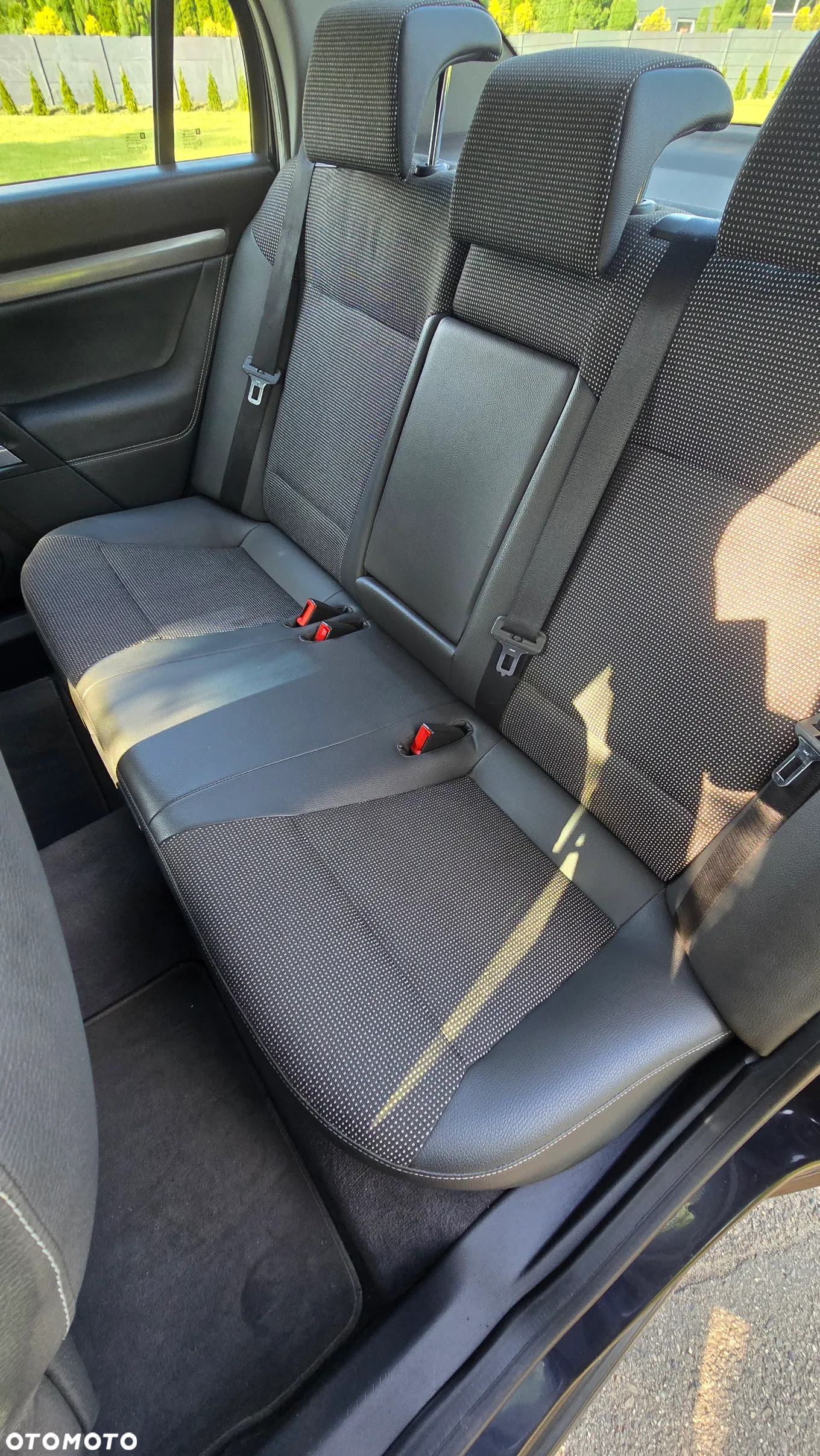 Opel Vectra 2.0 T Cosmo - 6