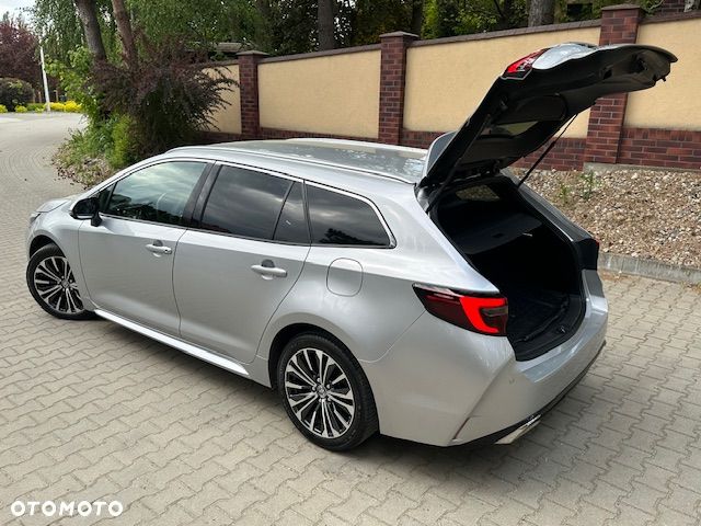 Toyota Corolla 1.8 Business Edition - 16