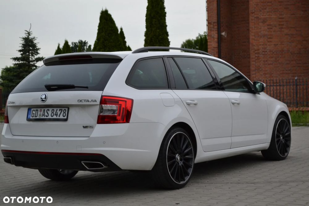 Skoda Octavia 2.0 TDI (Green tec) RS - 15