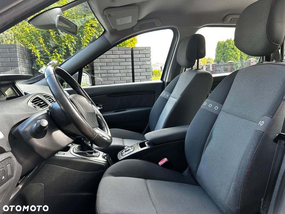 Renault Scenic 1.5dCi TomTom Edition EDC - 16