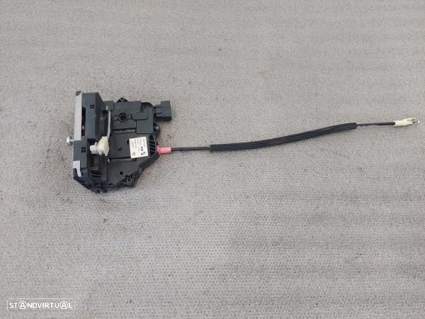 Fecho Porta Tras Dto Opel Corsa E (X15) - 2