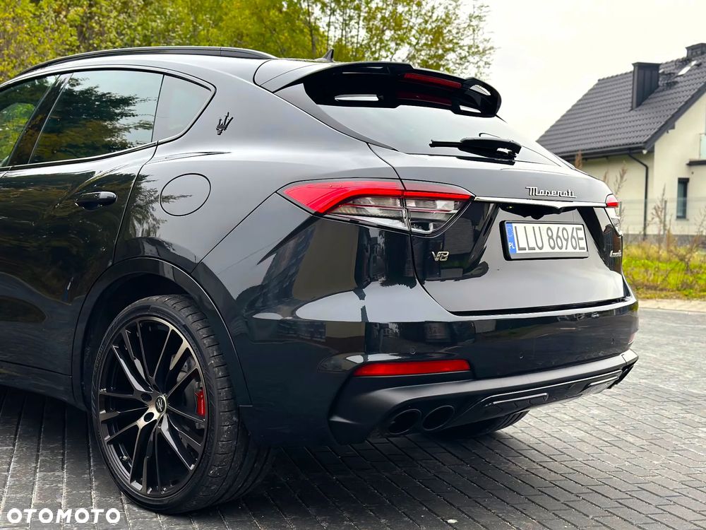 Maserati Levante GTS Q4 - 10