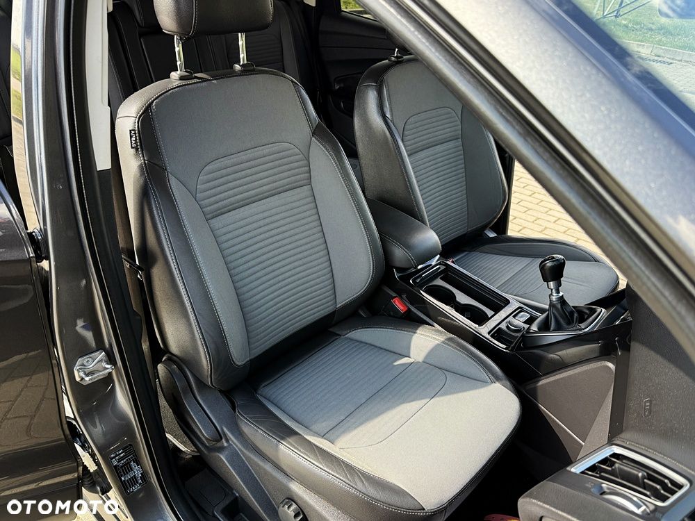 Ford Kuga 2.0 TDCi 4x4 SYNC - 27