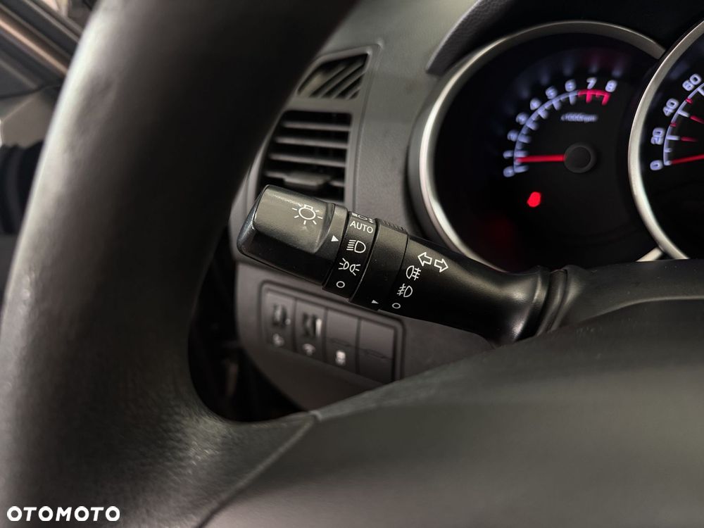 Kia Venga - 13