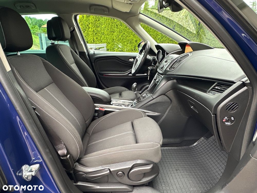 Opel Zafira 2.0 D (CDTI ecoFLEX) Start/Stop Innovation - 27