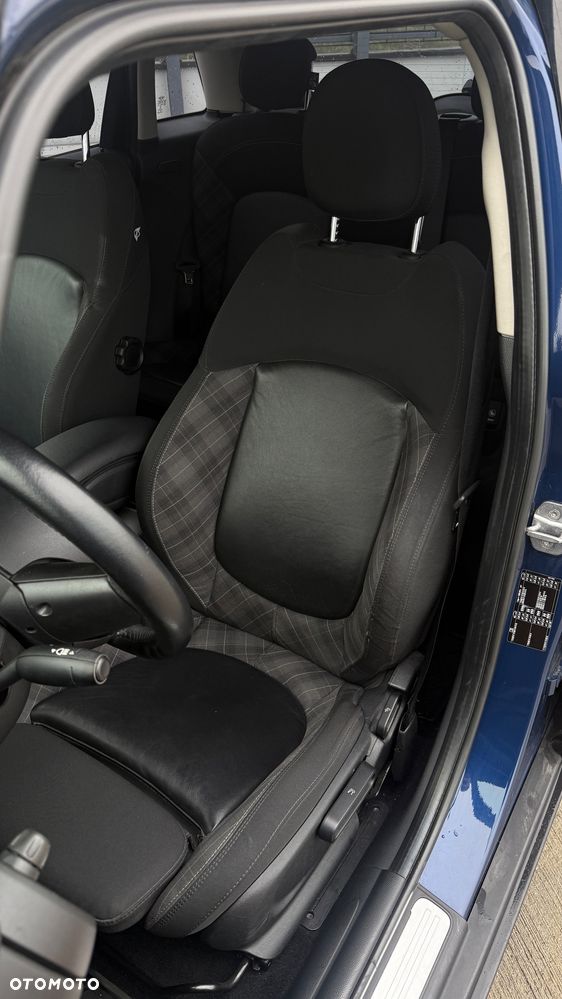 MINI Cooper Standard - 10