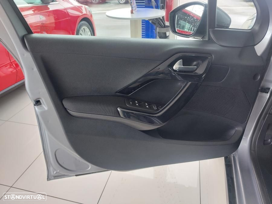Peugeot 2008 - 16