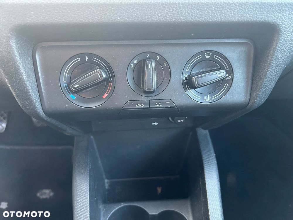 Skoda Fabia 1.0 TSI Ambition - 26