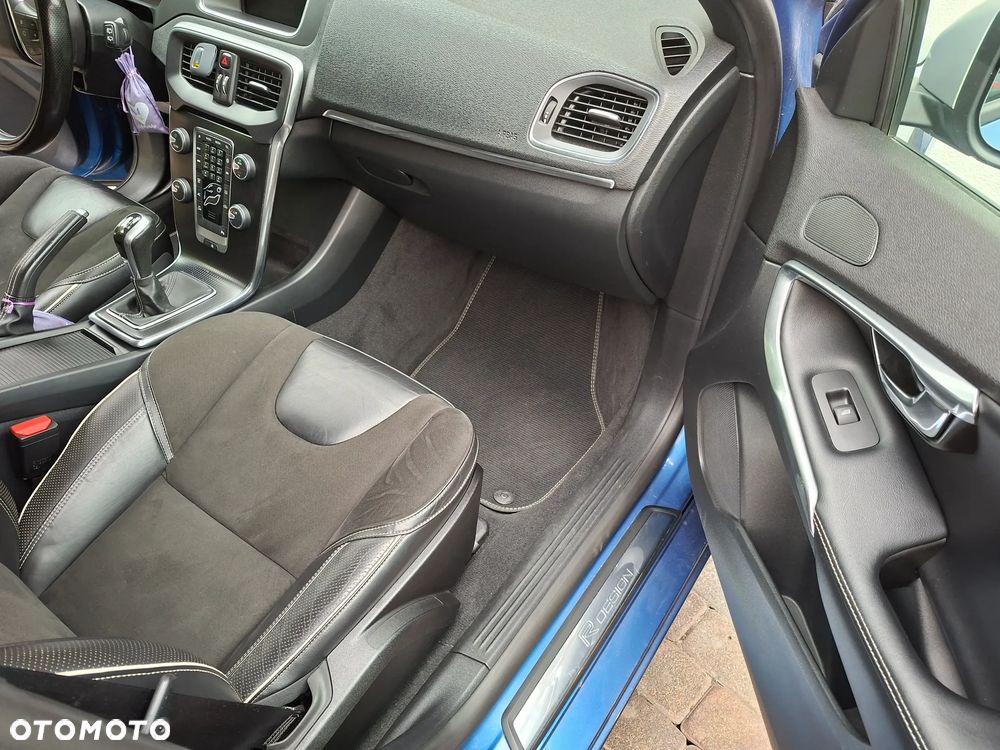 Volvo V40 D3 RDesign - 9