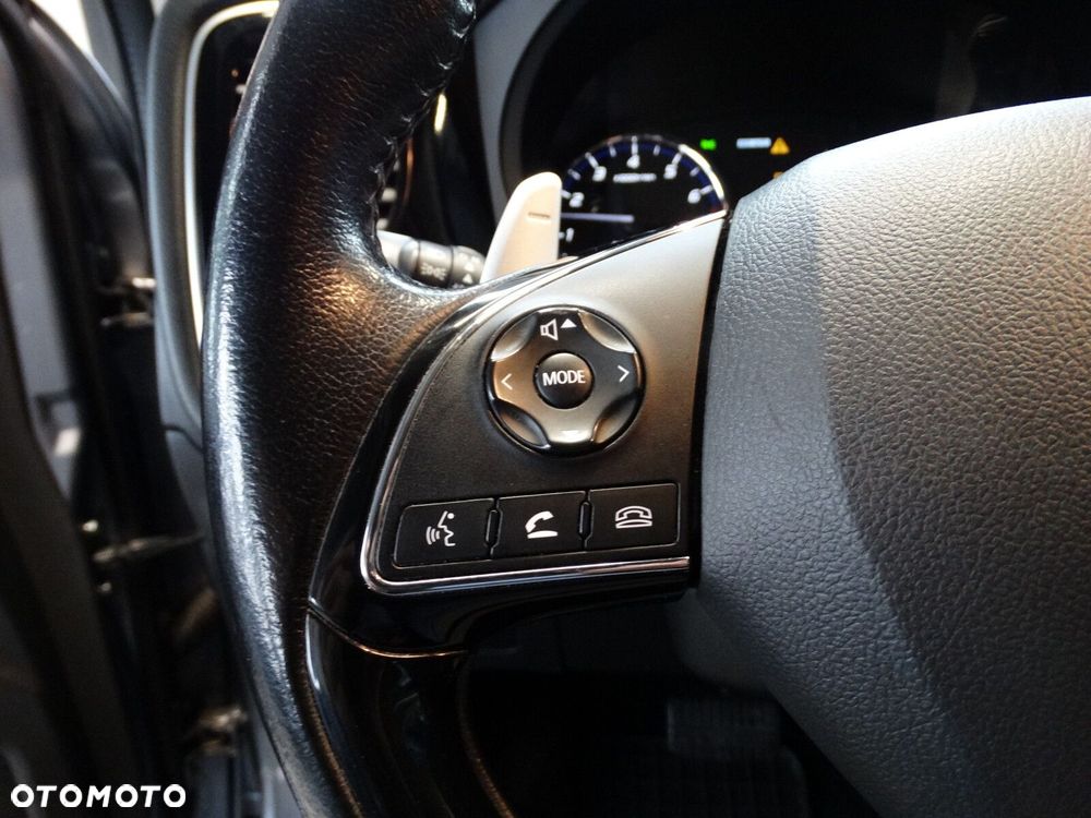 Mitsubishi Outlander - 29