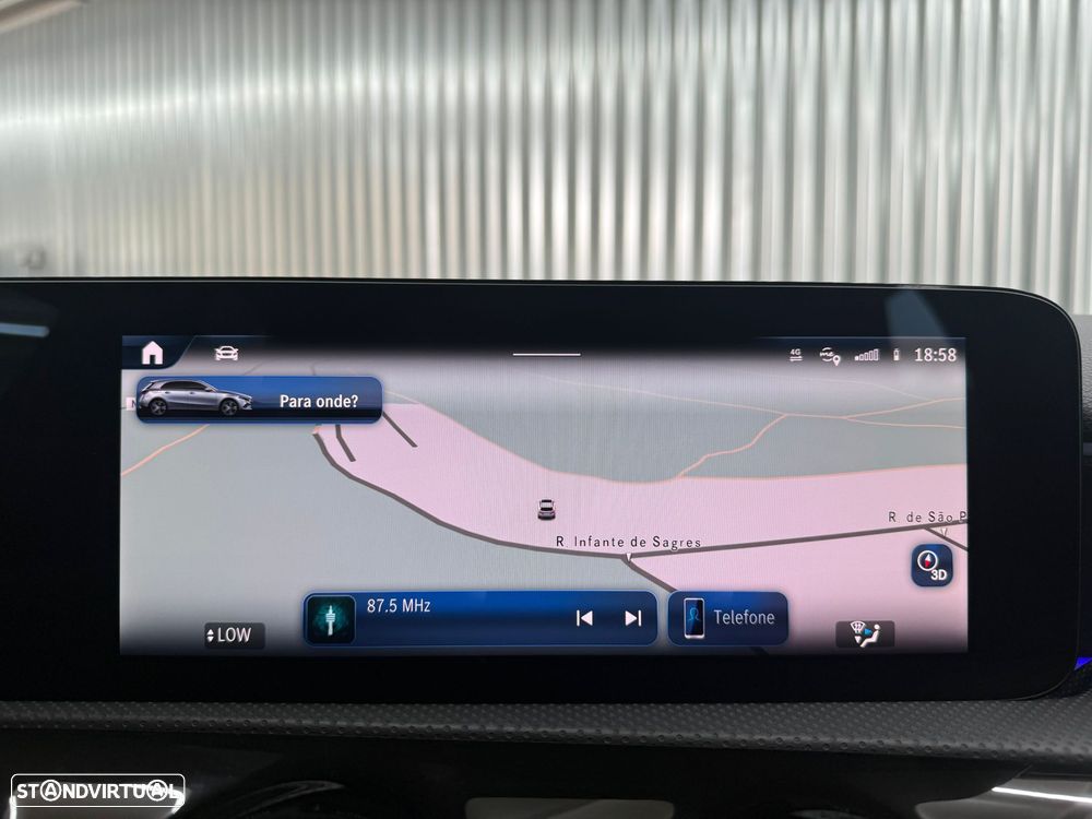 Mercedes-Benz A 250 e AMG Line - 16