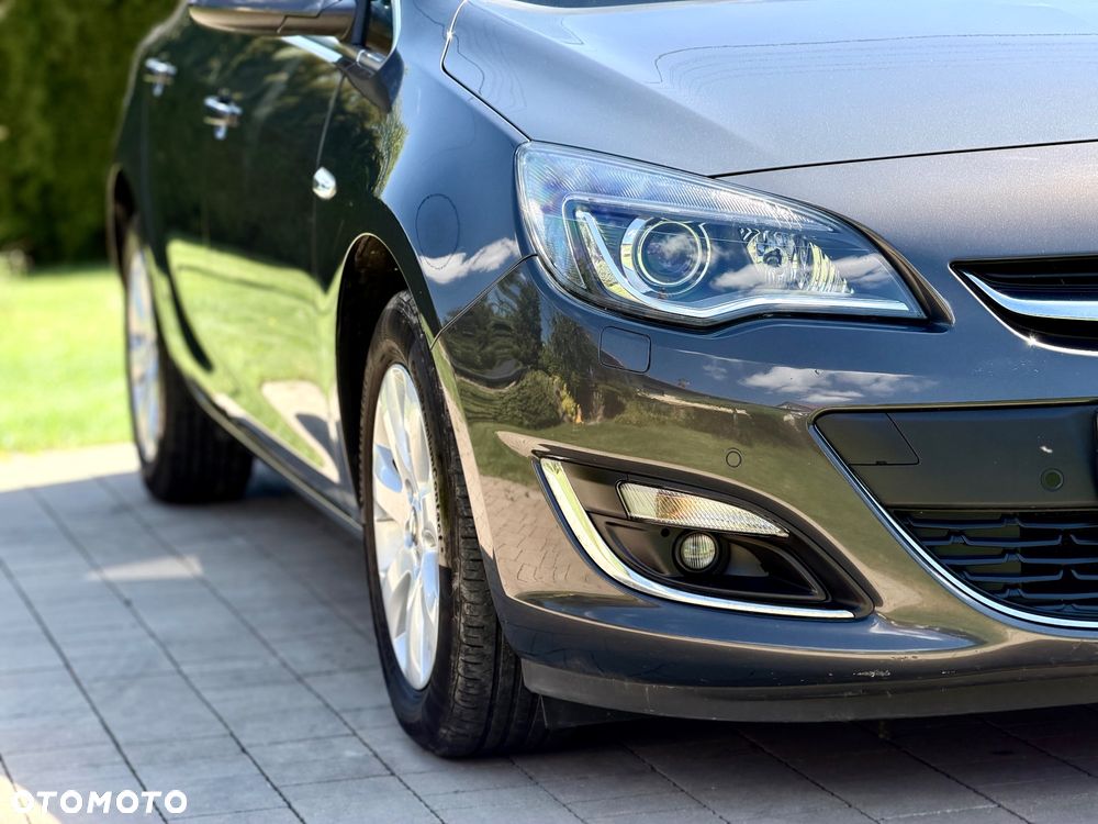 Opel Astra 1.4 Turbo Color Edition - 19
