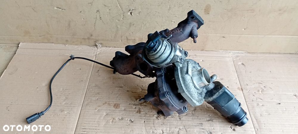 Turbina turbosprężarka turbo Audi A5 8T Lift 2.0 TDI 03L145721B - 1