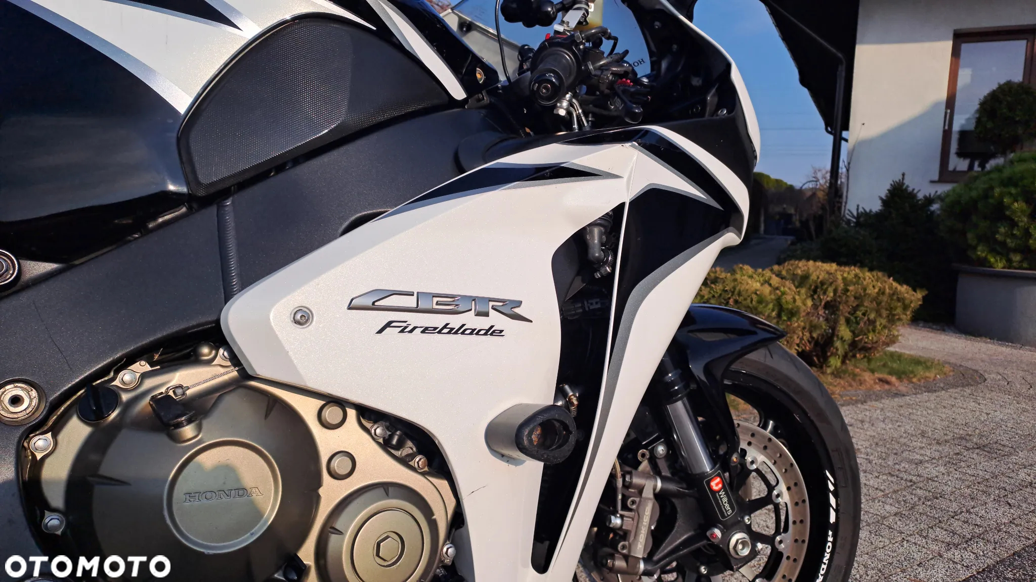 Honda CBR - 9