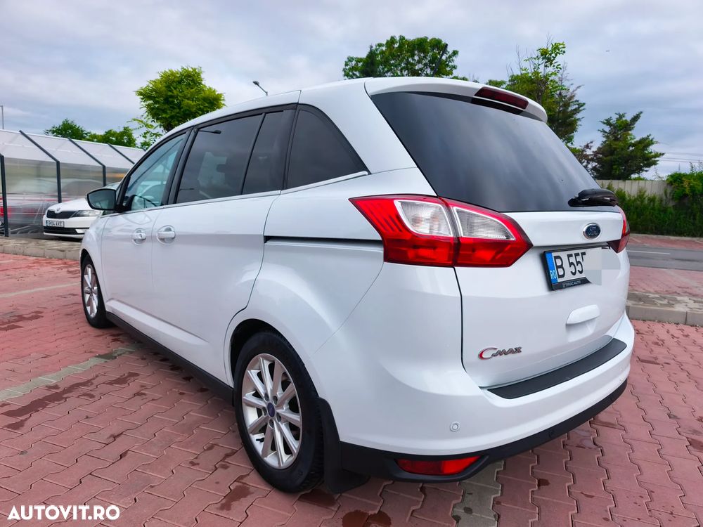 Ford Grand C-Max 2.0 TDCi Powershift Titanium - 11