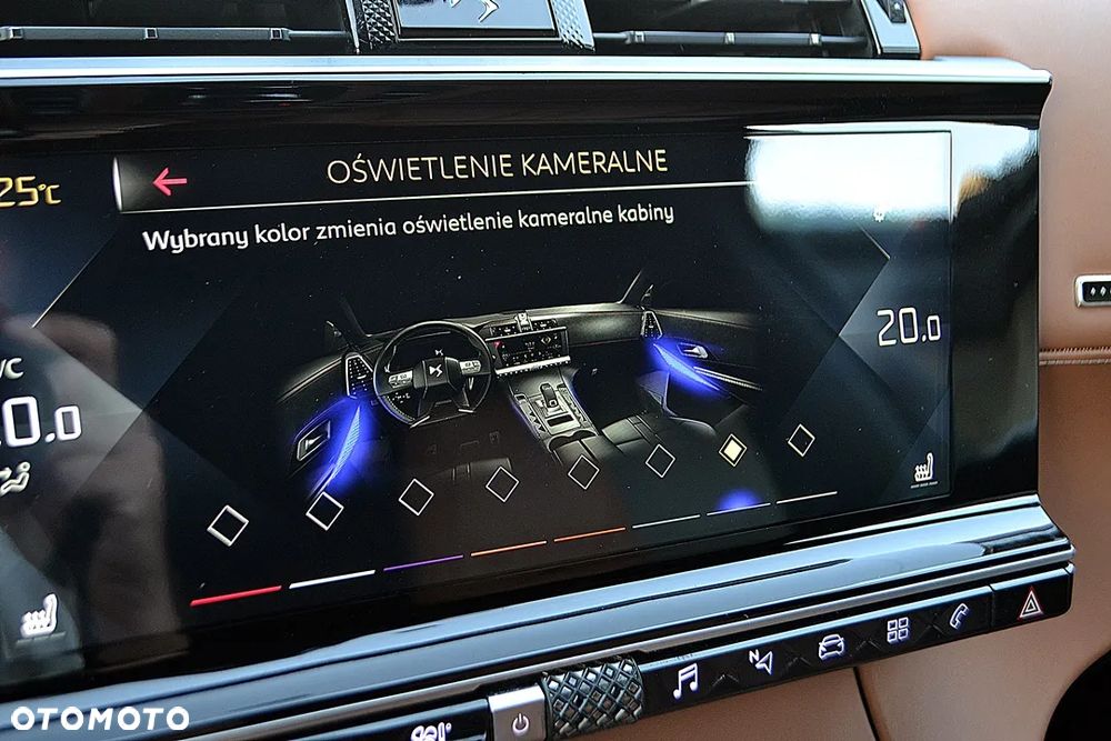 DS Automobiles DS 7 Crossback - 24