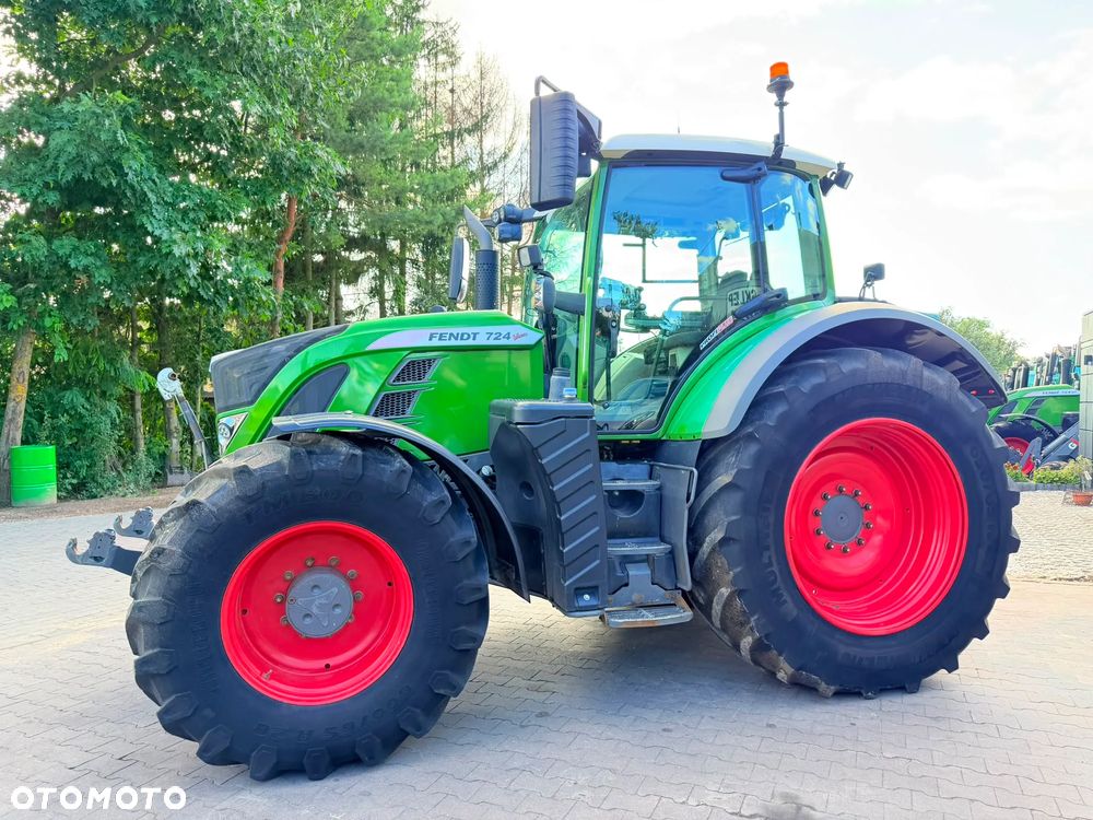 Fendt 724 Vario Profi Plus - 13