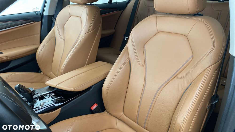 BMW Seria 5 520d MHEV Luxury Line - 11