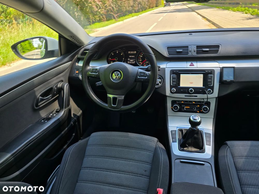Volkswagen Passat CC 2.0 TDI BlueMotion Technology - 25