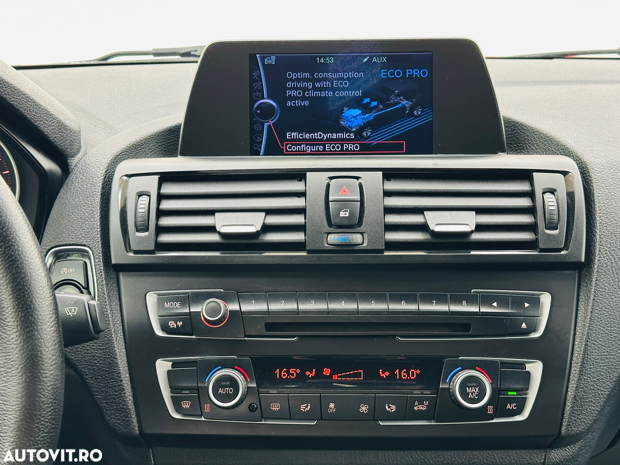 BMW Seria 1 114i Sport Line - 31
