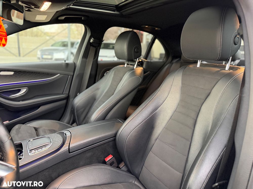 Mercedes-Benz E 300 de 4Matic 9G-TRONIC AMG Line - 13
