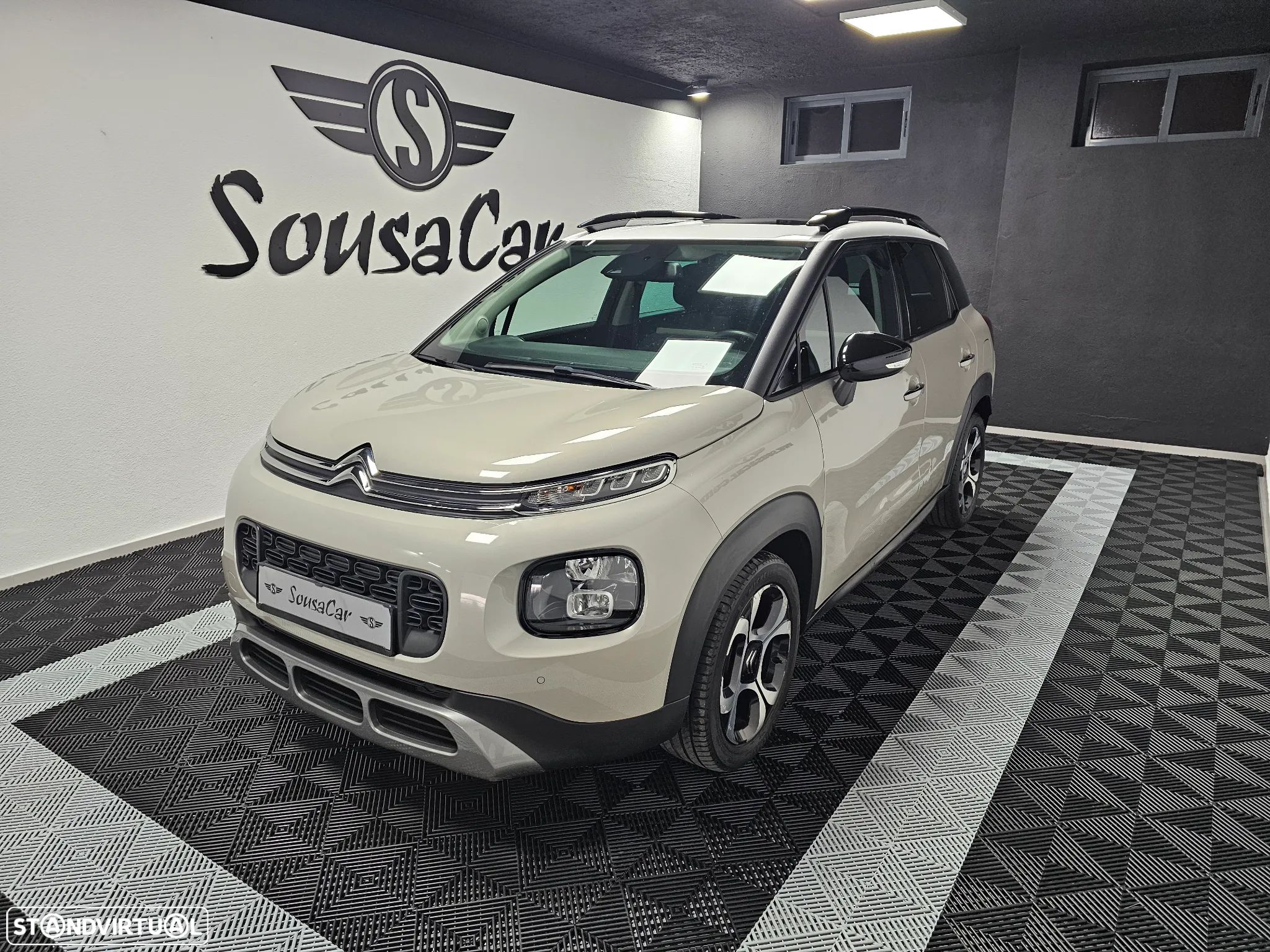 Citroën C3 Aircross 1.2 PureTech Feel - 1