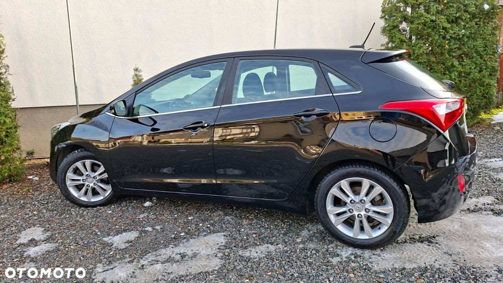 Hyundai i30 i30cw 1.4 Fifa World Cup Edition - 32