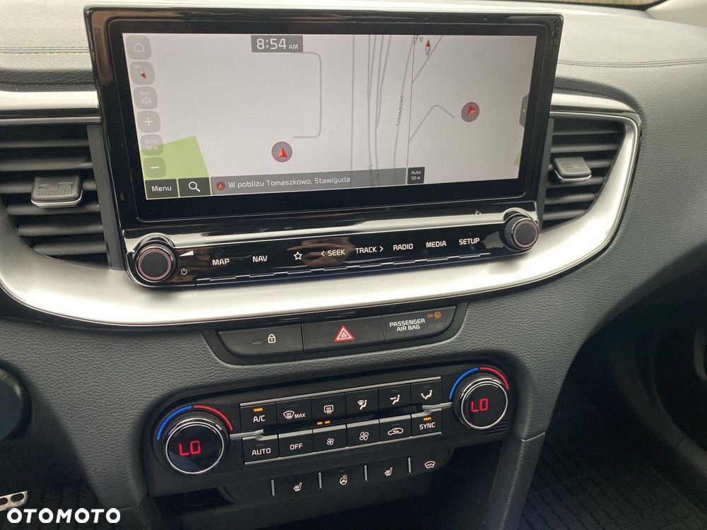 Kia Ceed - 22