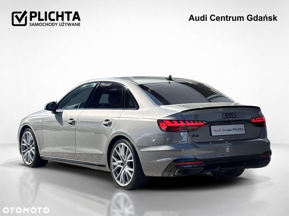 Audi A4 Limousine - 4