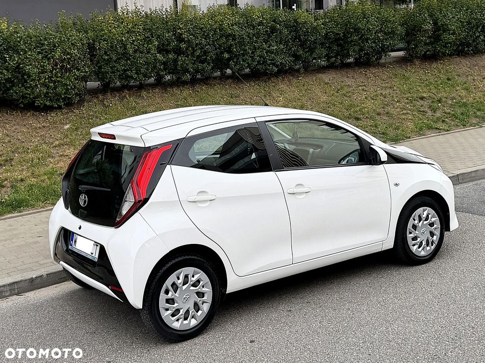 Toyota Aygo x-play - 40