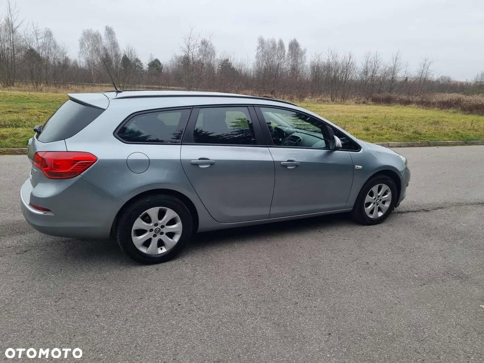 Opel Astra 1.4 Turbo Style - 4