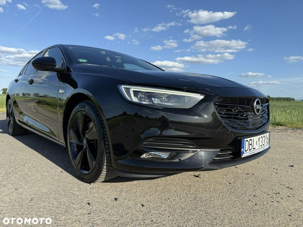 Opel Insignia 2.0 CDTI 4x4 Exclusive S&S - 18