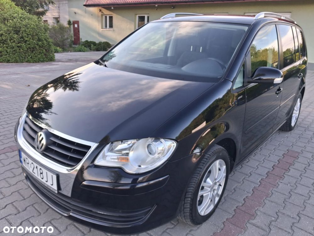 Volkswagen Touran 2.0 TDI DPF Trendline - 10