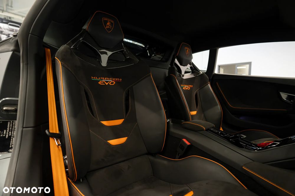 Lamborghini Huracan EVO - 18