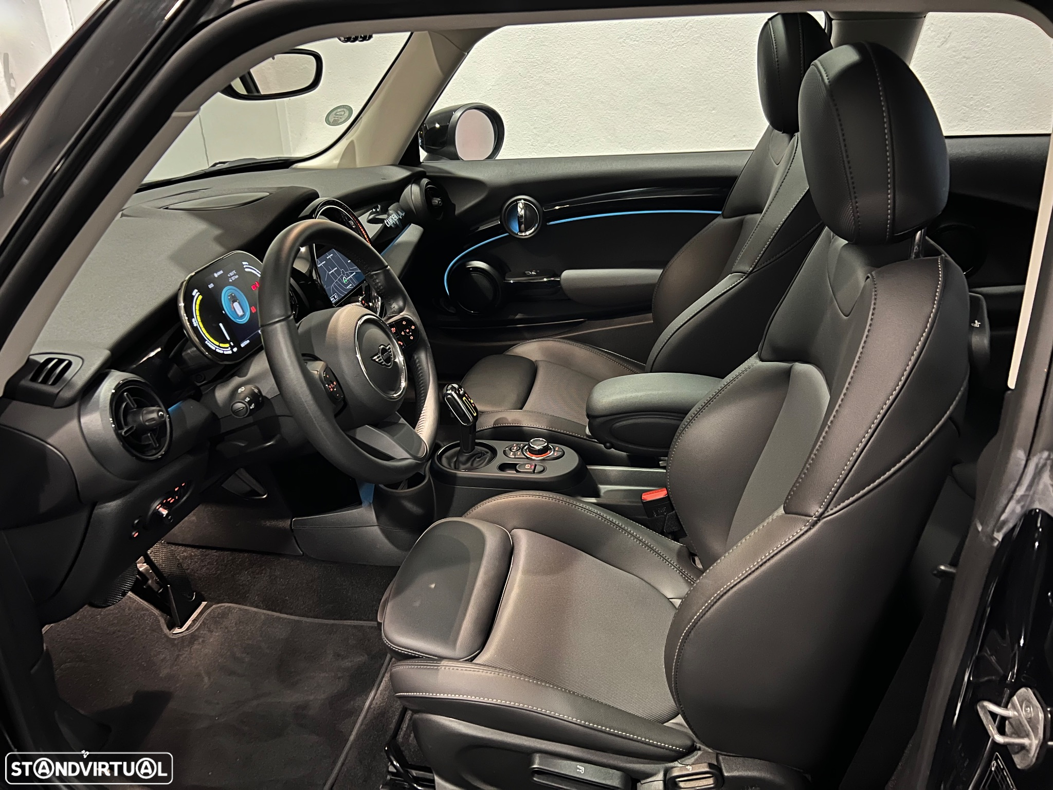 MINI 3 Portas Cooper SE Camden Edition - 9
