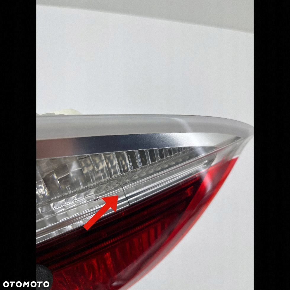 BMW 3 E91 LAMPA LEWA TYŁ W KLAPĘ 7160063 - 4