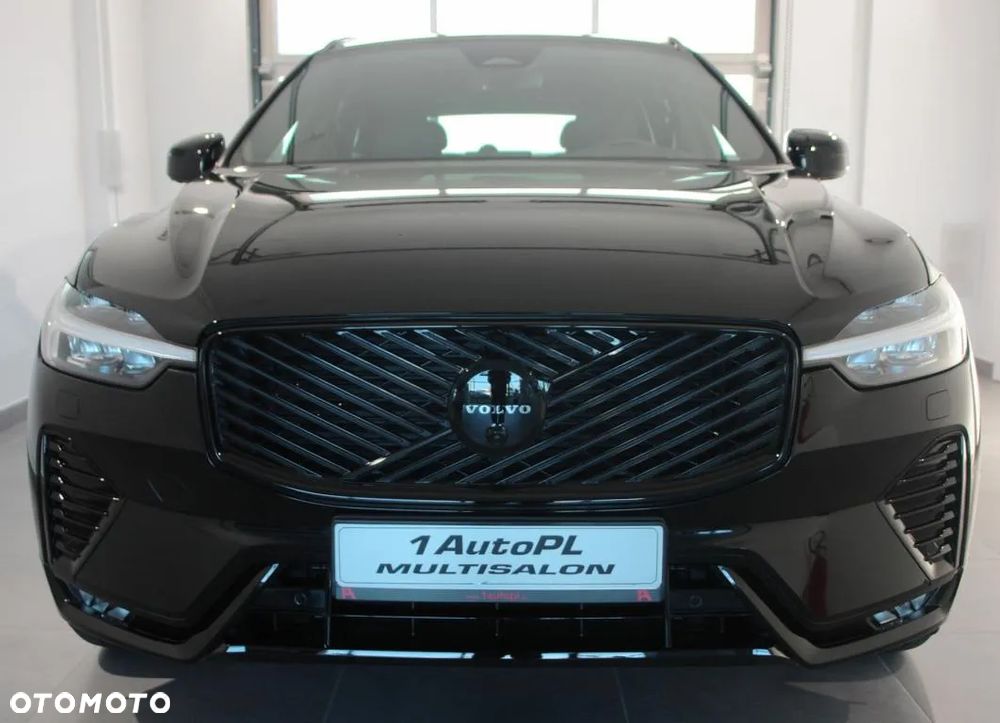 Volvo XC 60 B5 B AWD Ultra Black Edition - 4