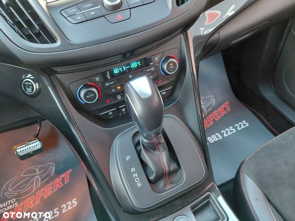 Ford Kuga - 24