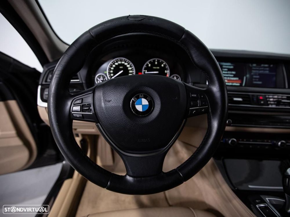 BMW 520 - 18